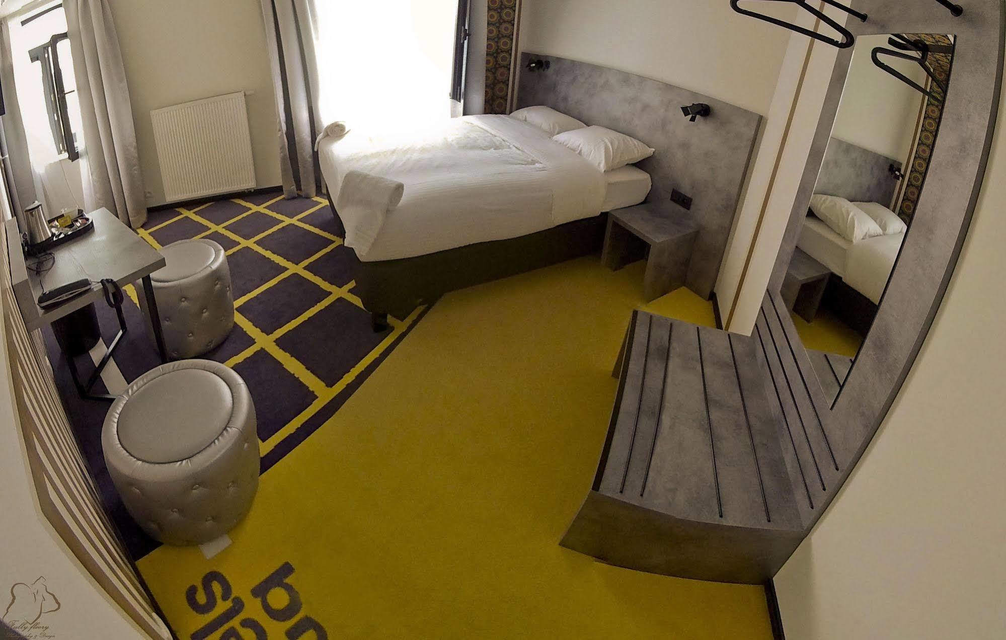 Nekotel Concept Art Hotel Saint-Gilles Εξωτερικό φωτογραφία